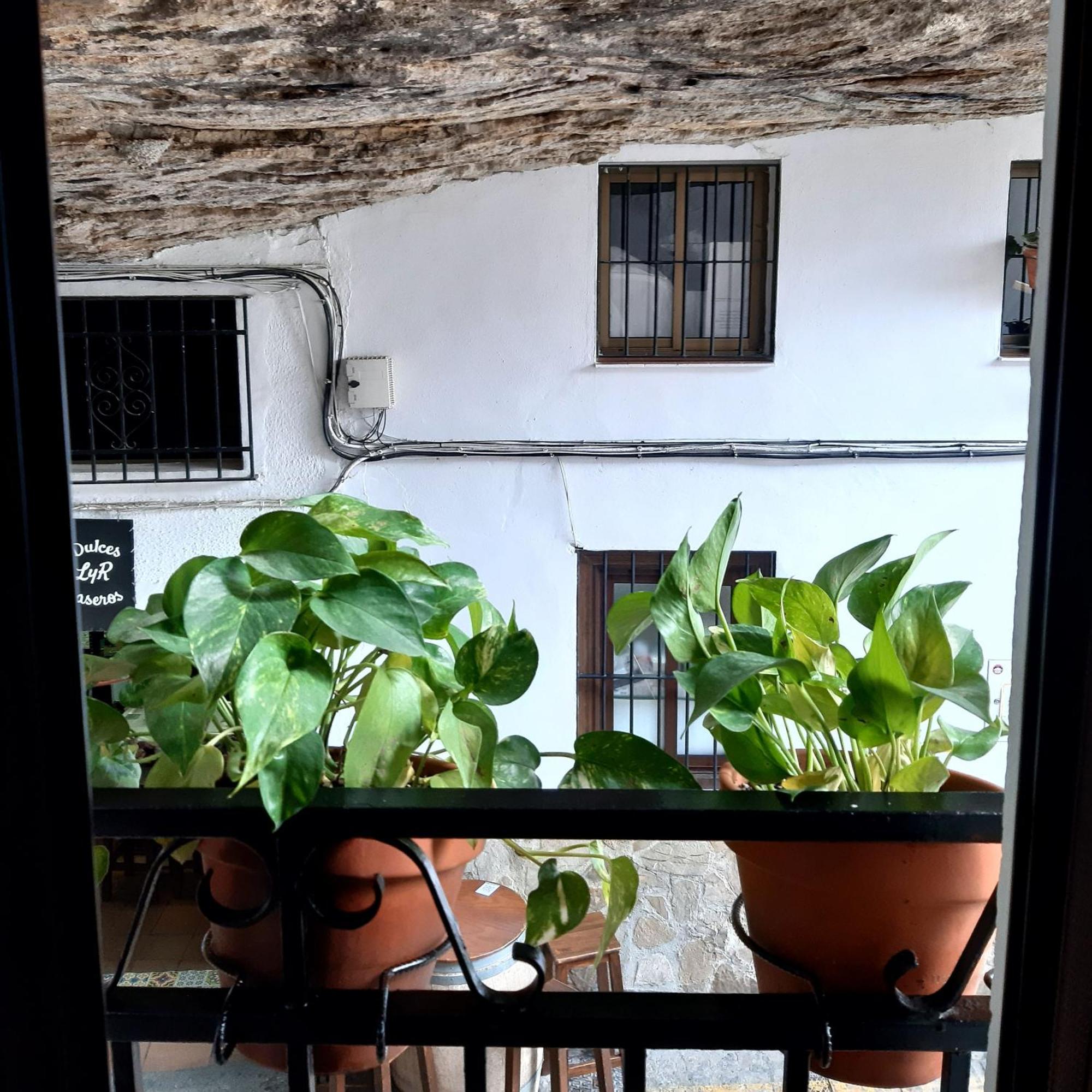 Casa Bajo La Roca Villa Setenil De Las Bodegas ภายนอก รูปภาพ
